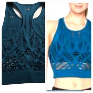 ALO Vixen Fitted Crop Top Teal
